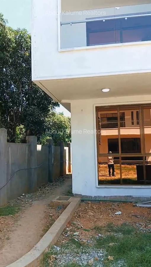 4 Bed House with En Suite at Mtwapa - 12