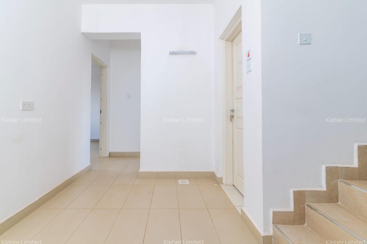 3 Bed Apartment with En Suite at Juja - 14