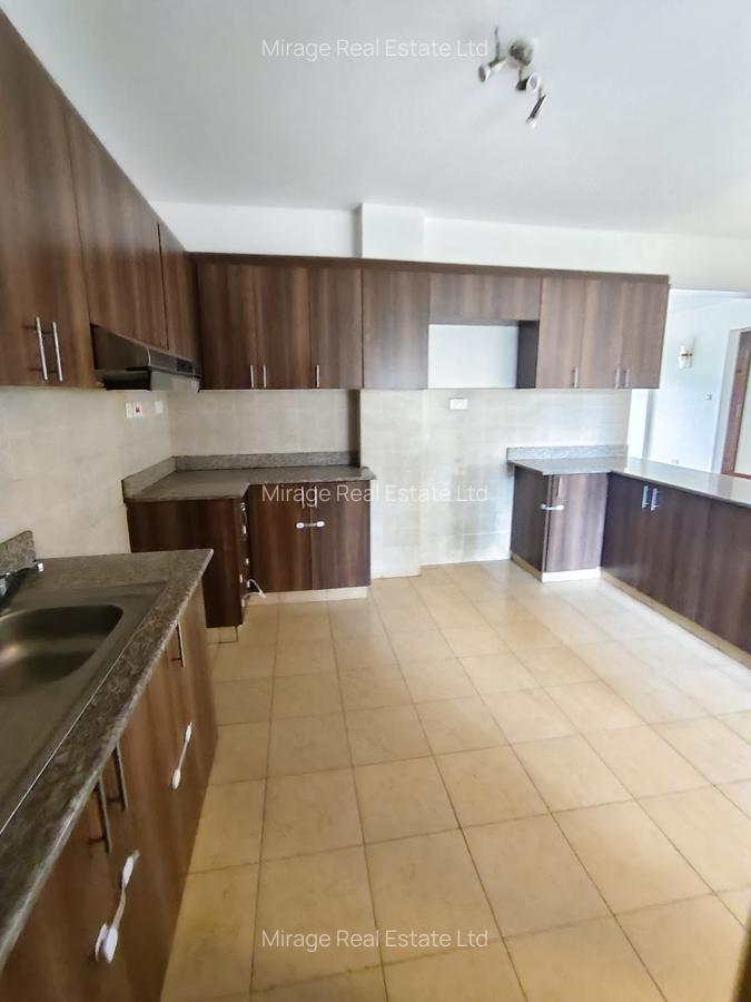 4 Bed Apartment with En Suite in Kileleshwa - 10