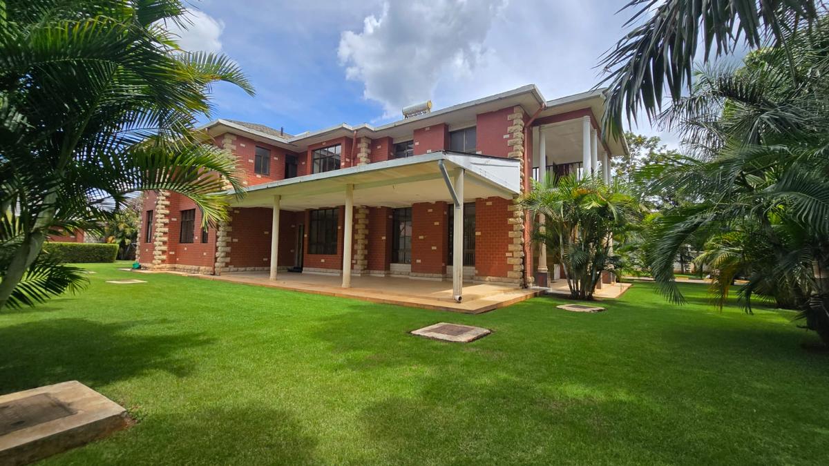 5 Bed Villa with En Suite in Karen - 2