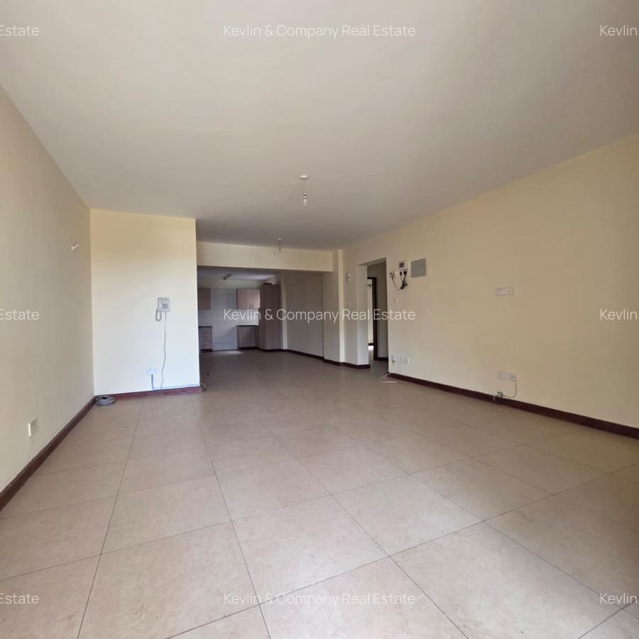 4 Bed Apartment with En Suite in Parklands - 2