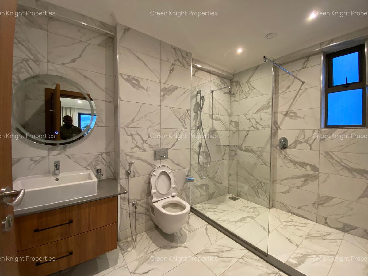 Serviced 3 Bed Apartment with En Suite in Westlands Area - 10