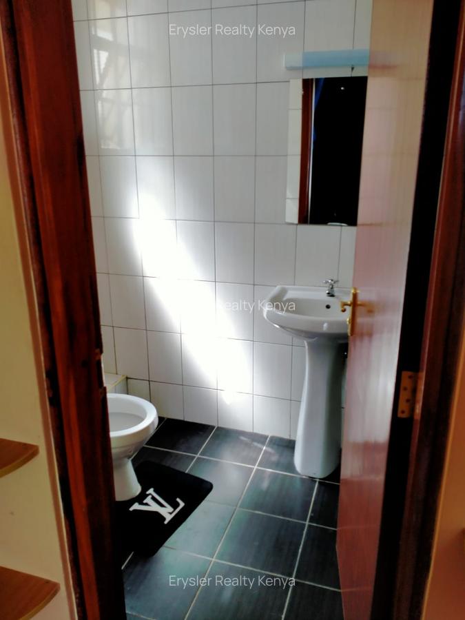 Serviced 2 Bed Apartment with En Suite in Kilimani - 3