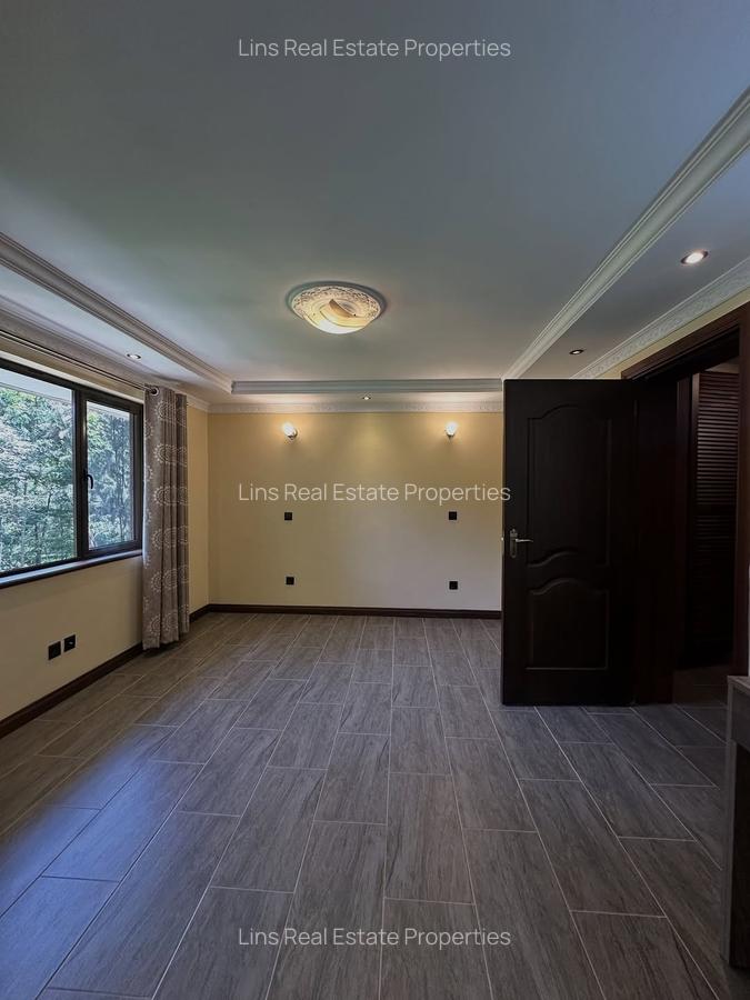 5 Bed Townhouse with En Suite in Lavington - 7