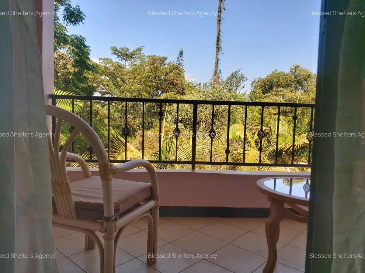 Serviced 2 Bed Apartment with En Suite in Rosslyn - 16