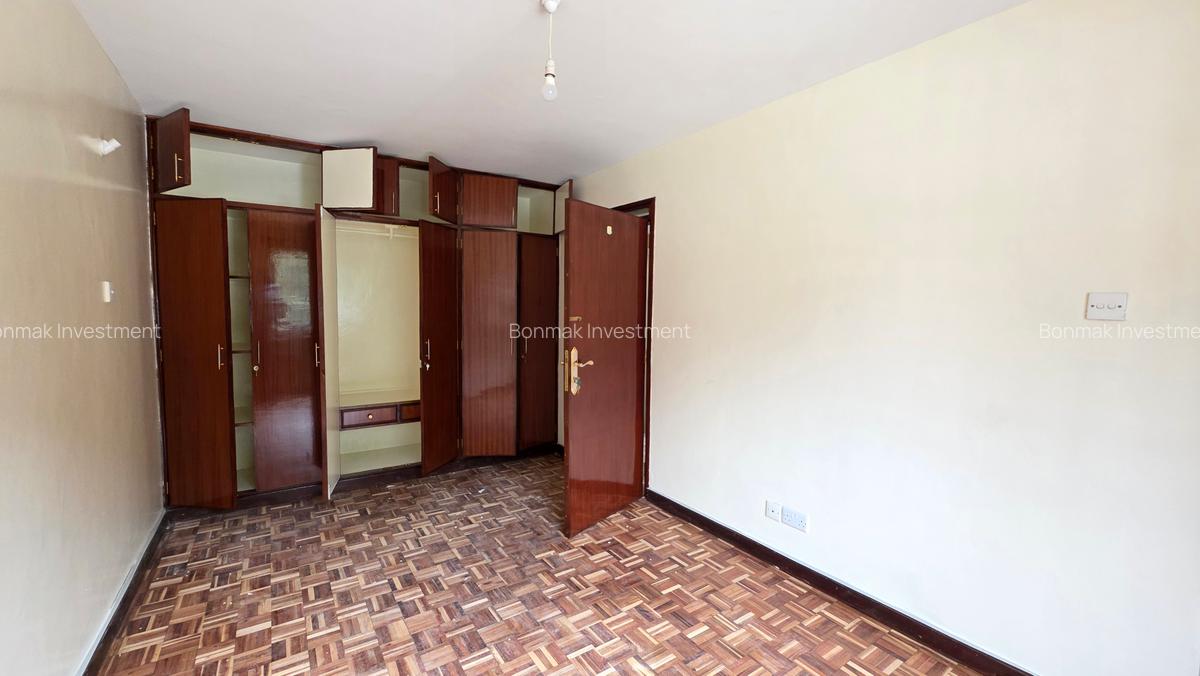 4 Bed Townhouse with En Suite at Lavington Green. - 15