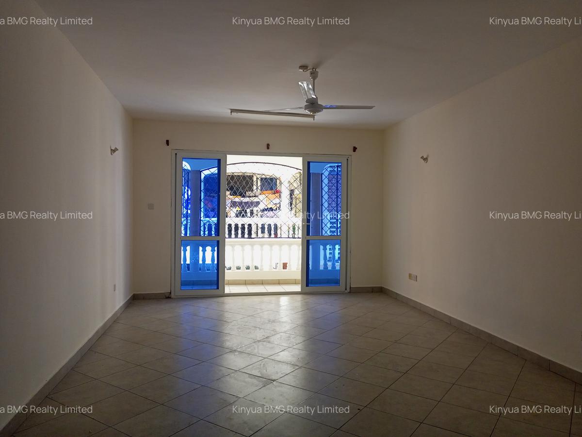 Serviced 3 Bed Apartment with En Suite at Beach Road - 1