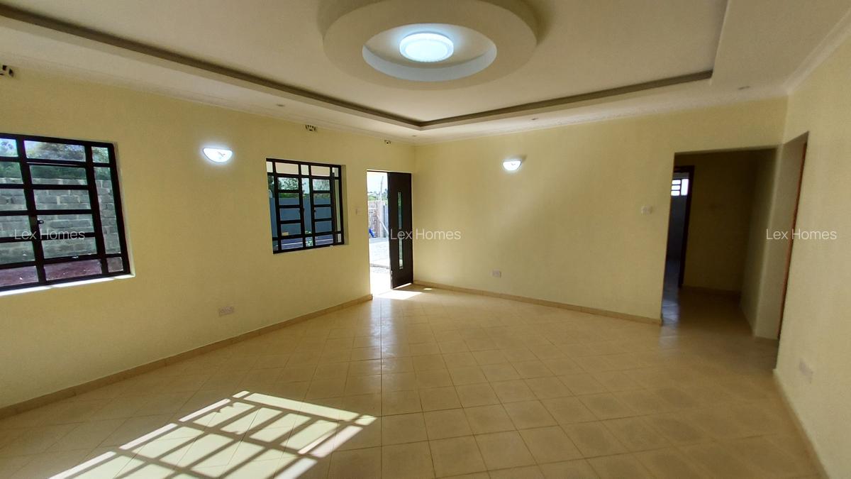 3 Bed House with En Suite at Rimpa - 4