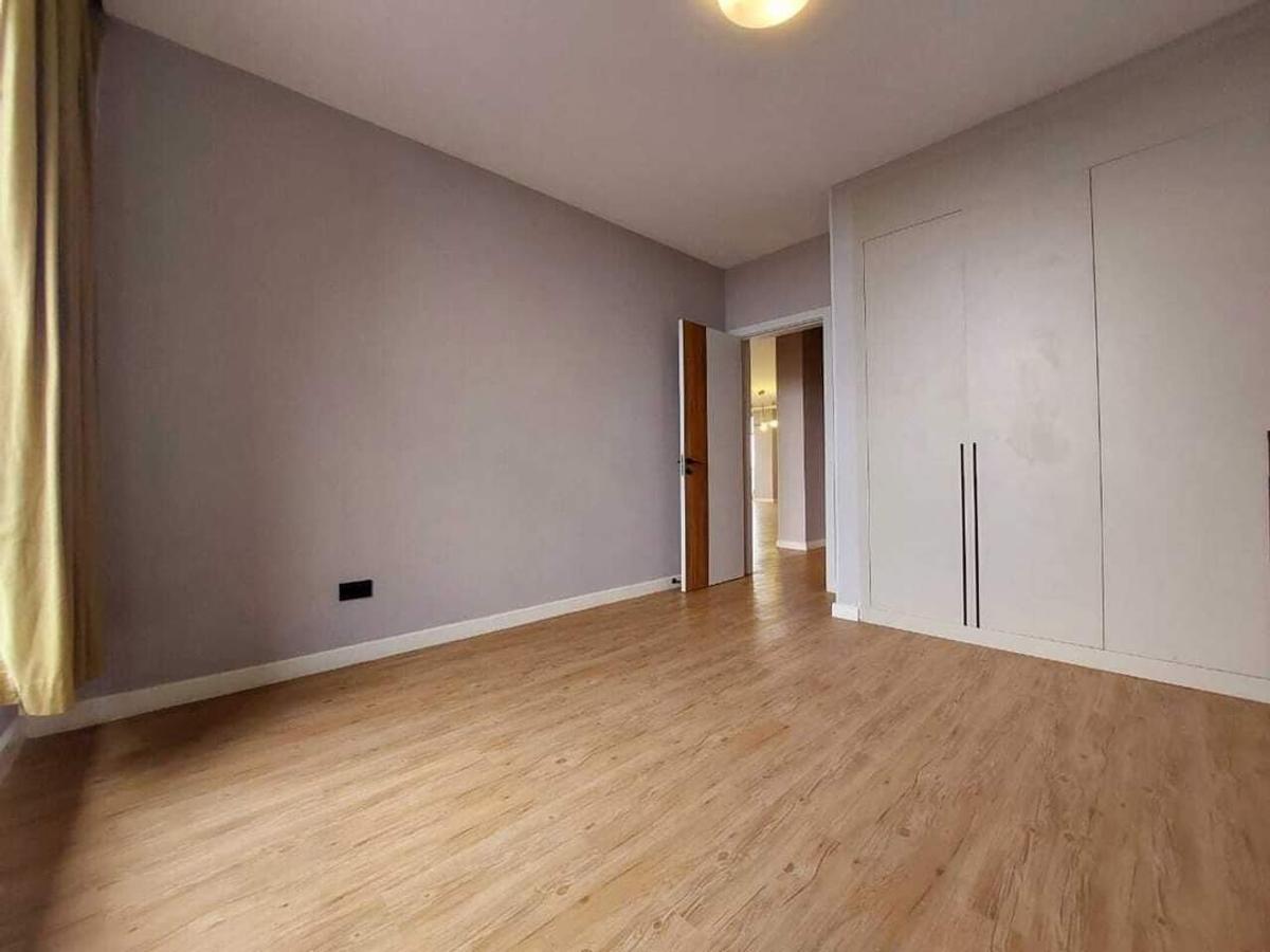 3 Bed Apartment with En Suite in Westlands Area - 14