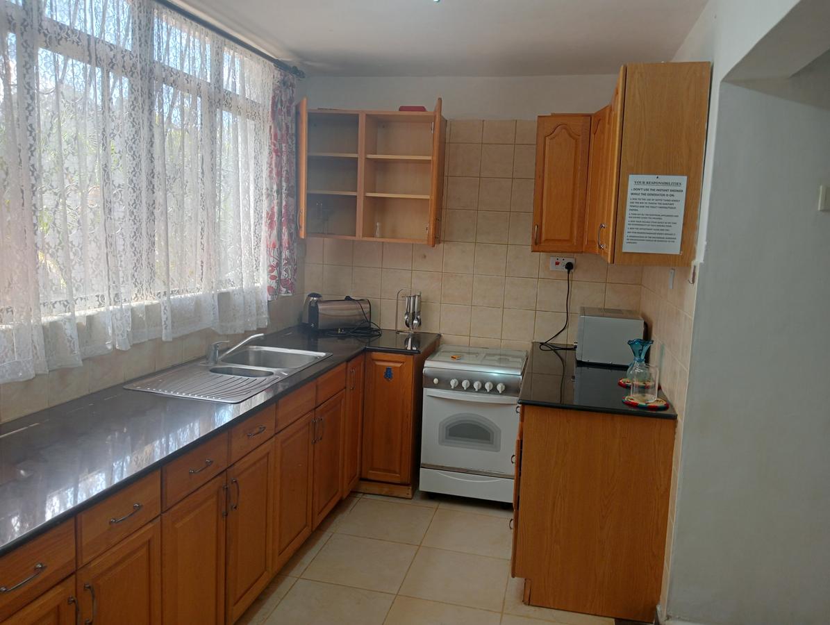 2 Bed House with En Suite at Runda Near Unep - 7