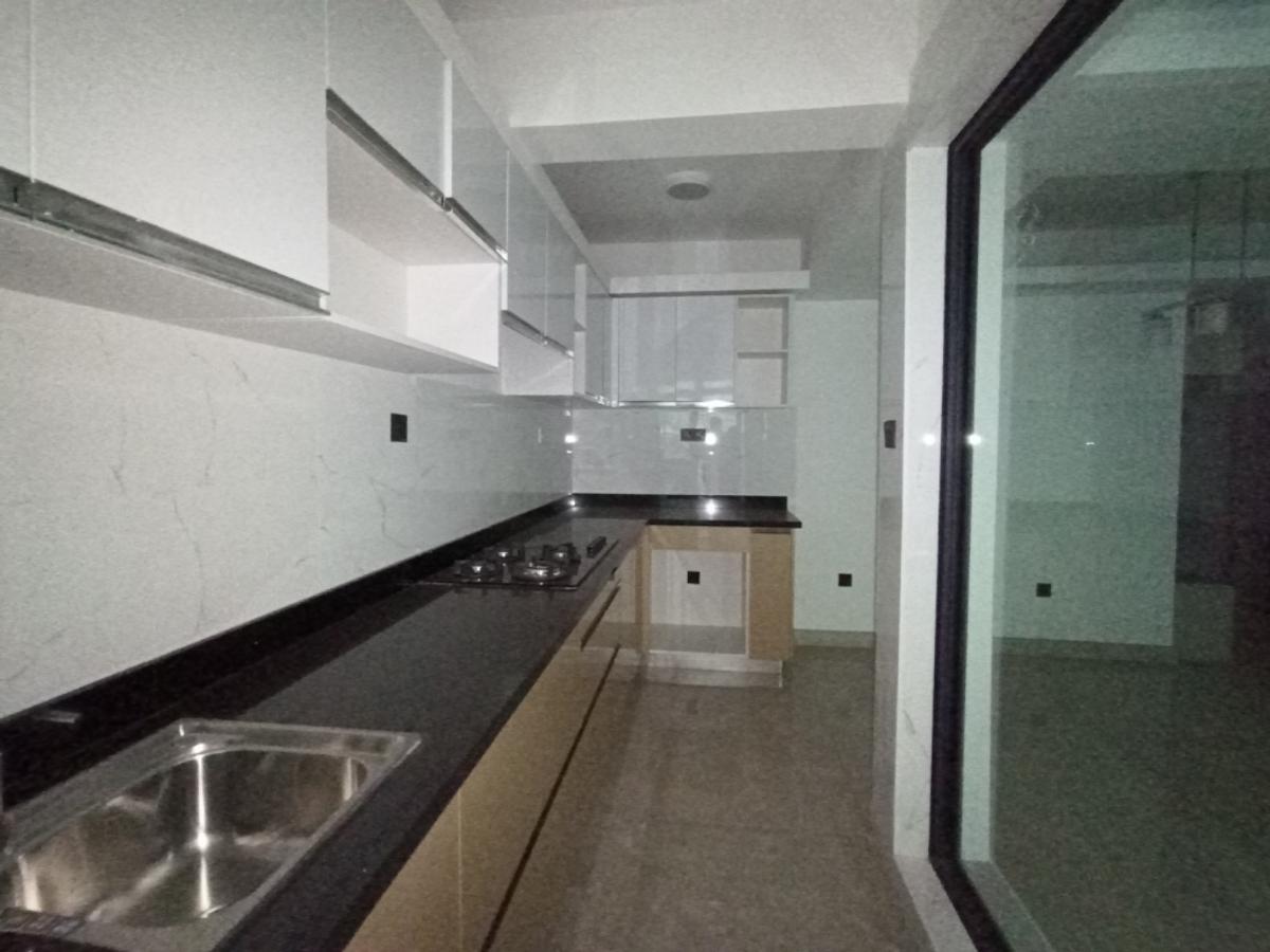 2 Bed Apartment with En Suite at Lavington Estate Nairobi - 3