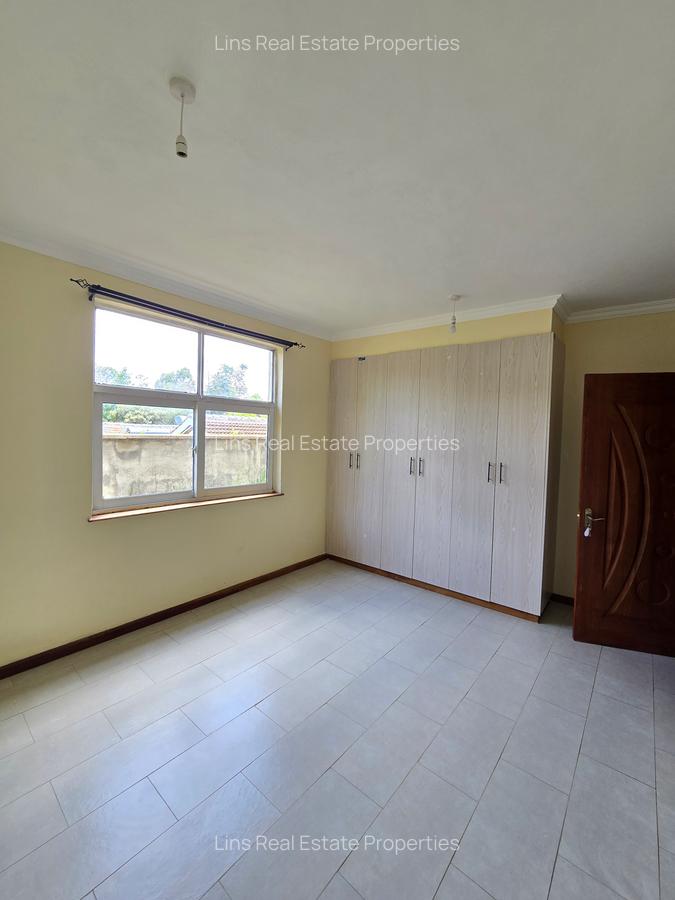 5 Bed Townhouse with En Suite in Kyuna - 6