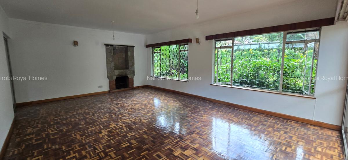 4 Bed Townhouse with En Suite at Convent Drive - 19