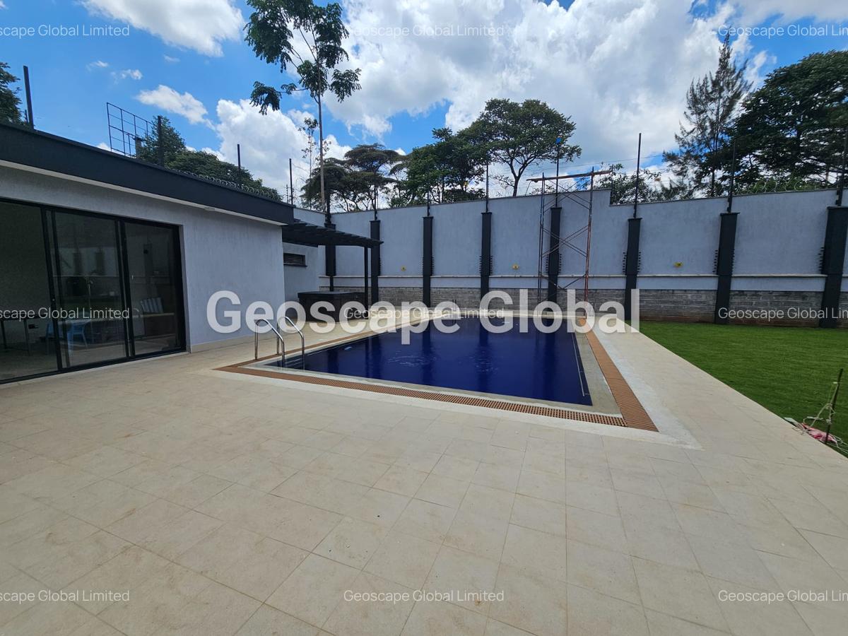 5 Bed House with En Suite in Nyari - 5