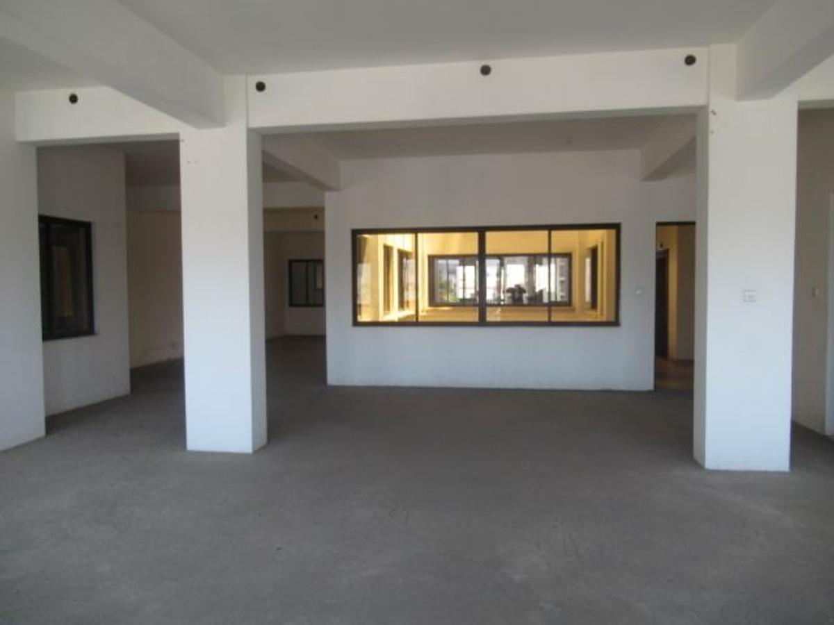 385 m² Commercial Property with Backup Generator at Mombasa Cbd - 15