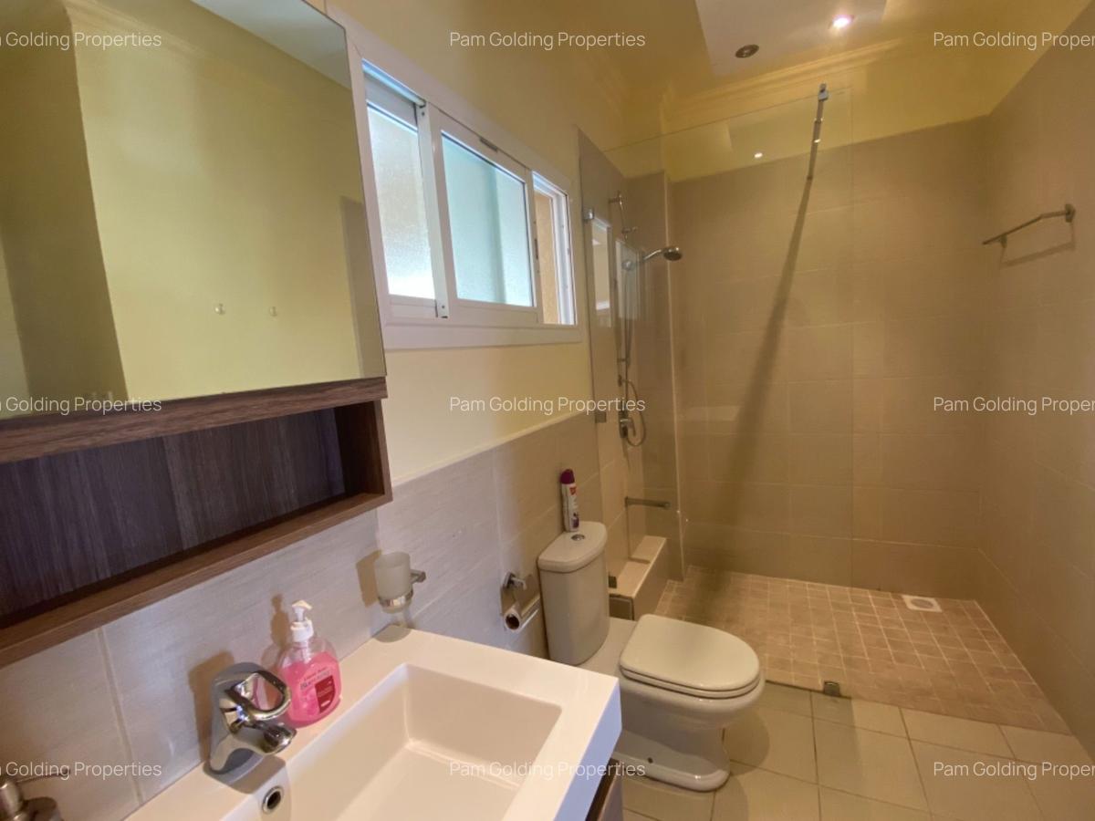 Furnished 3 Bed Apartment with En Suite in Kileleshwa - 6