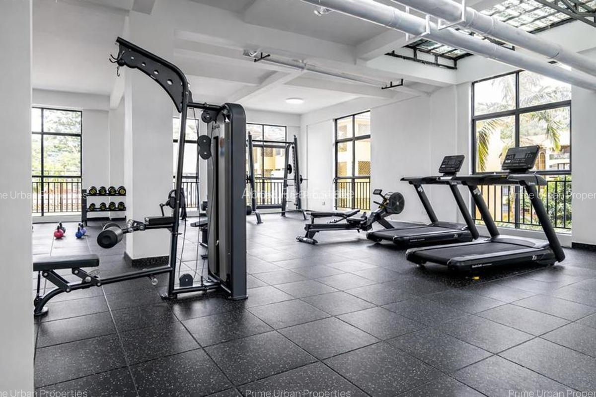 Serviced 2 Bed Apartment with En Suite in Riverside - 16