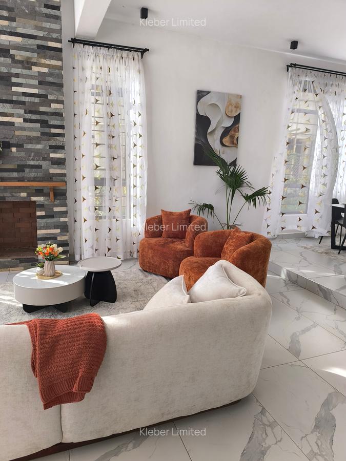 4 Bed Villa with En Suite at Muhuri Road - 2