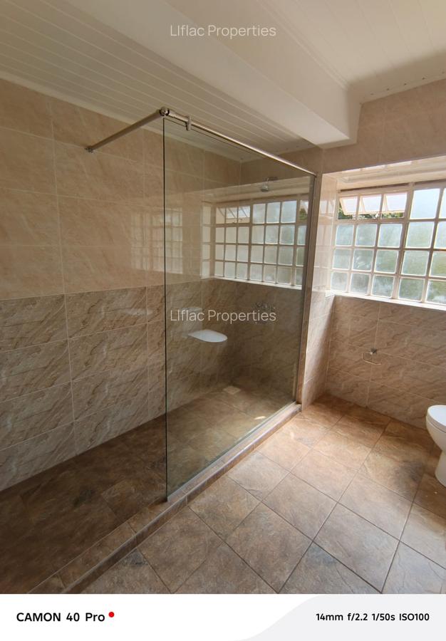 4 Bed House with En Suite in Gigiri - 17