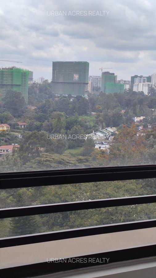 3 Bed Apartment with En Suite at Riverside Drive - 15