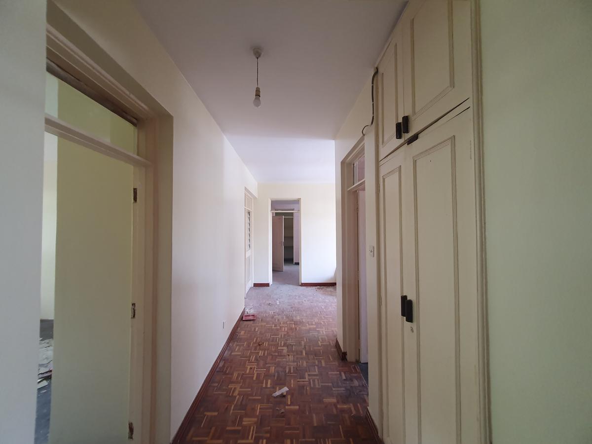 3 Bed Apartment with En Suite at Argwings Kodhek Rd - 12