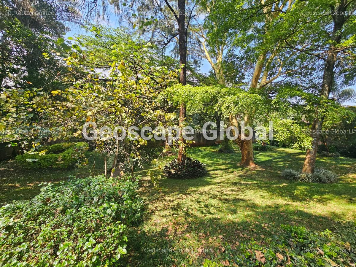 5 Bed House with En Suite in Nyari - 3