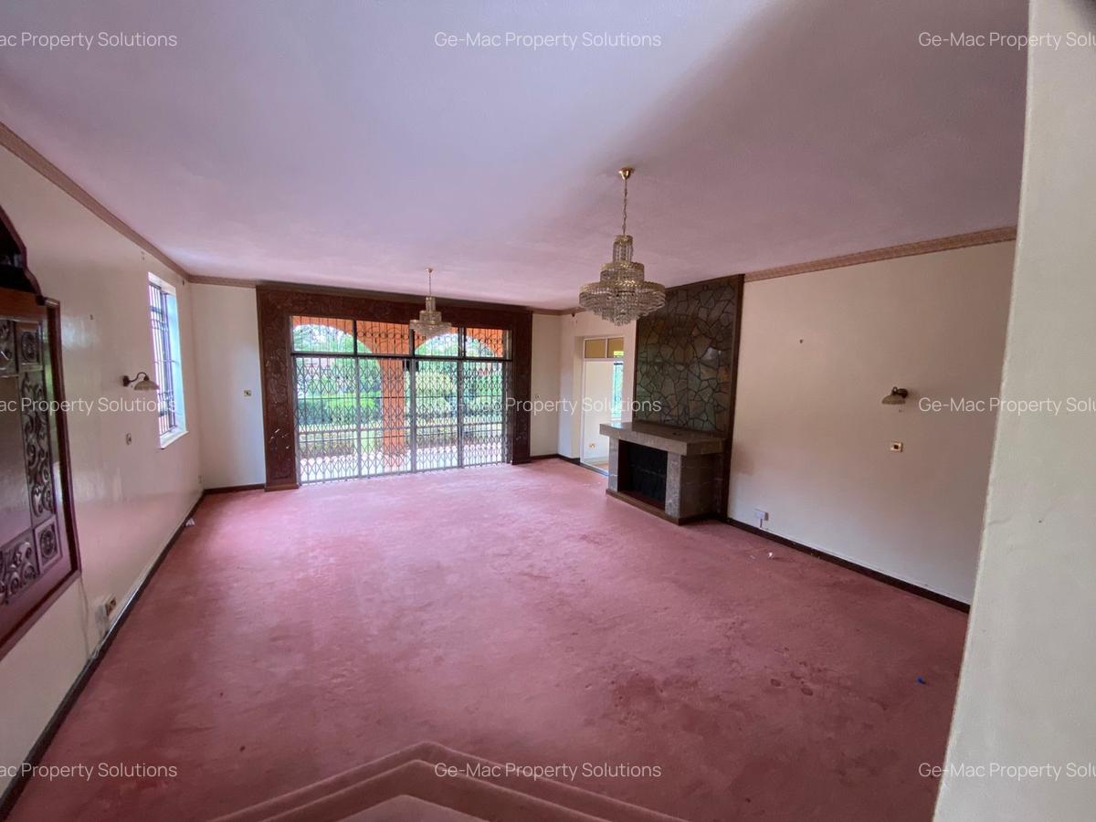 5 Bed House with En Suite in Runda - 5