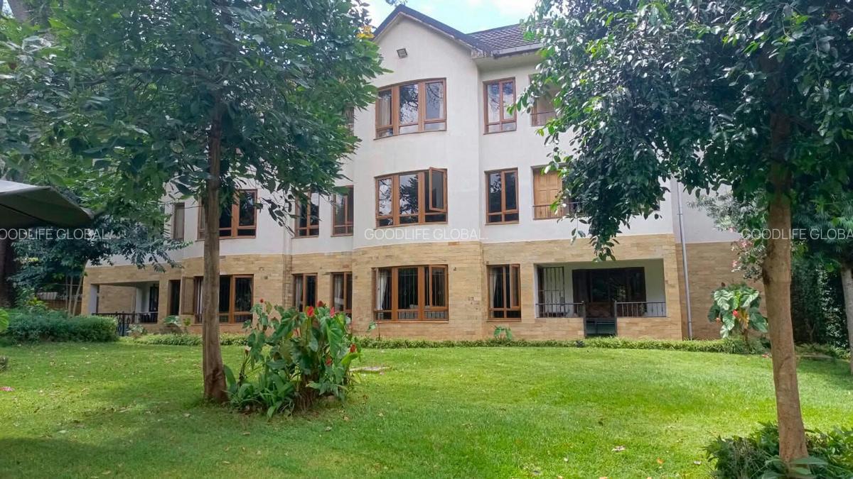 Serviced 2 Bed Apartment with En Suite at Runda - 1
