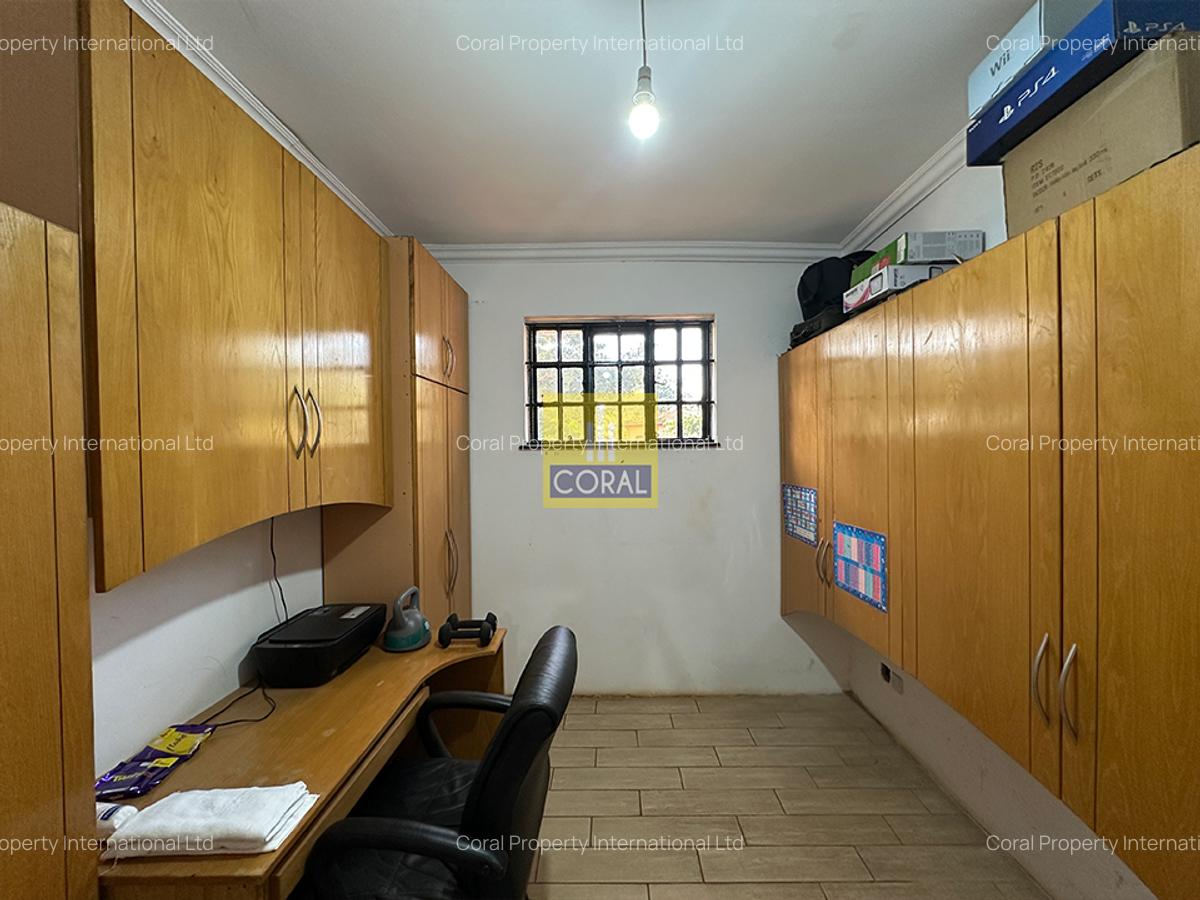 7 Bed House in Runda - 17