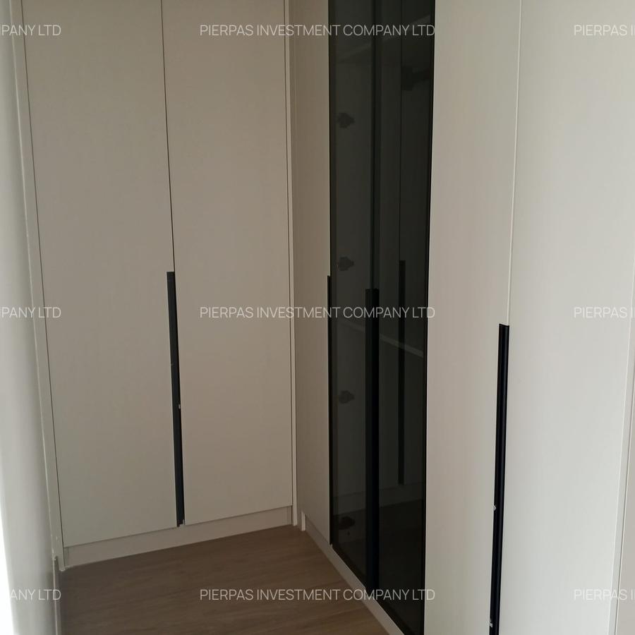 2 Bed Apartment with En Suite in Riverside - 7