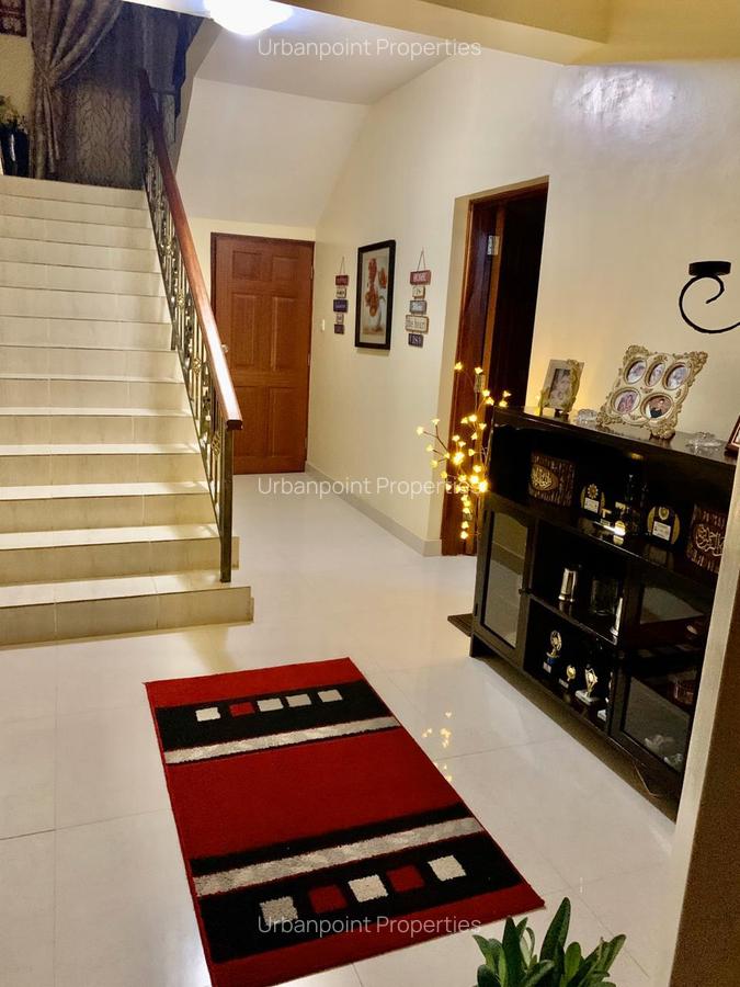 4 Bed House with En Suite in Nyali Area - 12