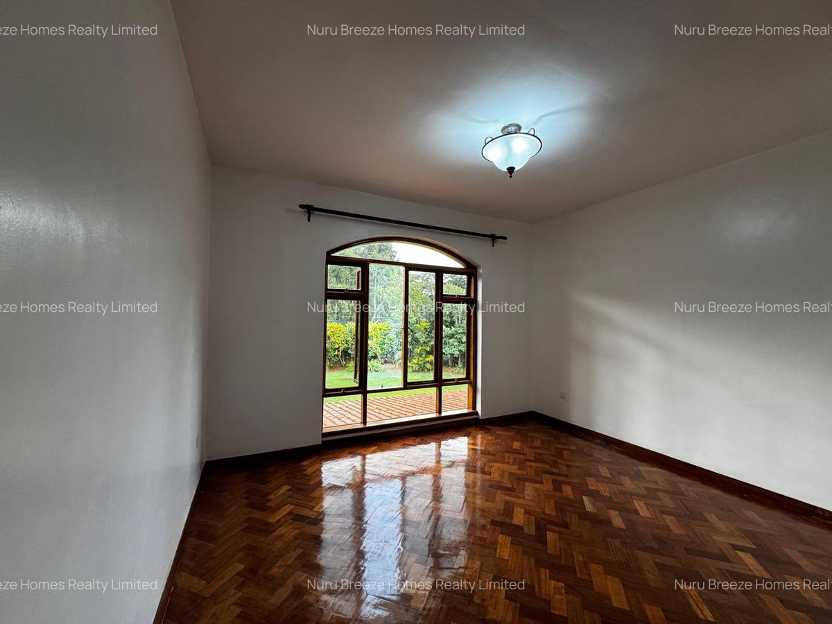 5 Bed Townhouse with En Suite in Karen - 18