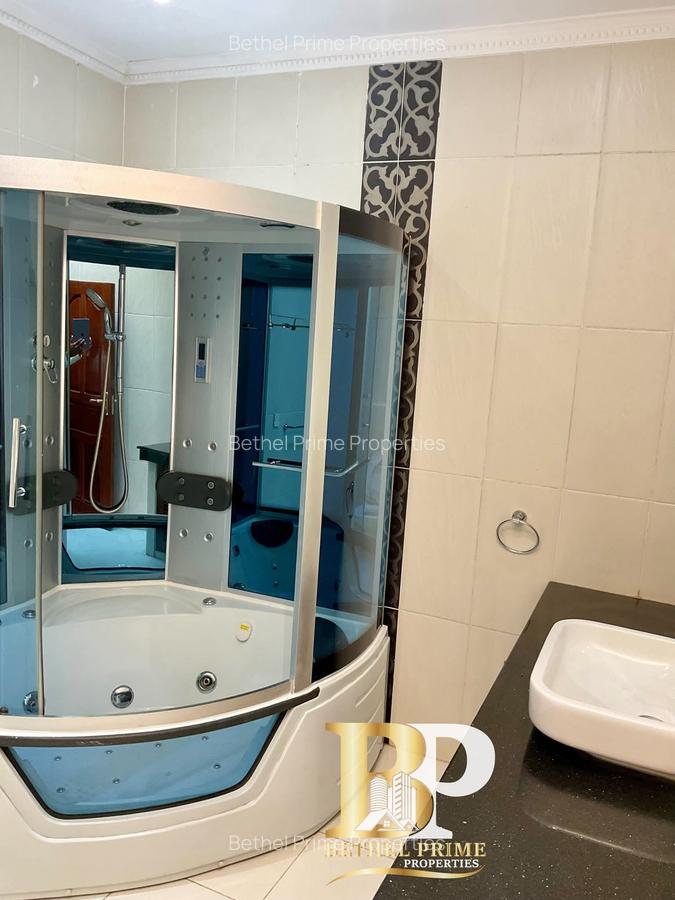 4 Bed Townhouse with En Suite in Kyuna - 10