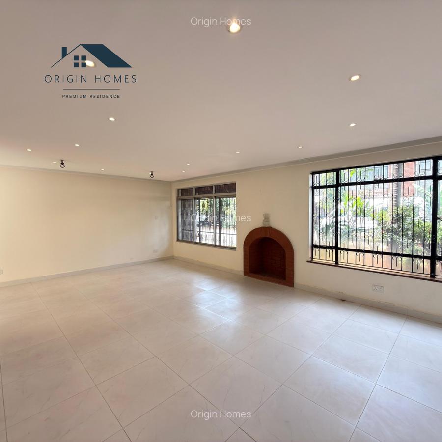 5 Bed House with En Suite at Westlands - 8