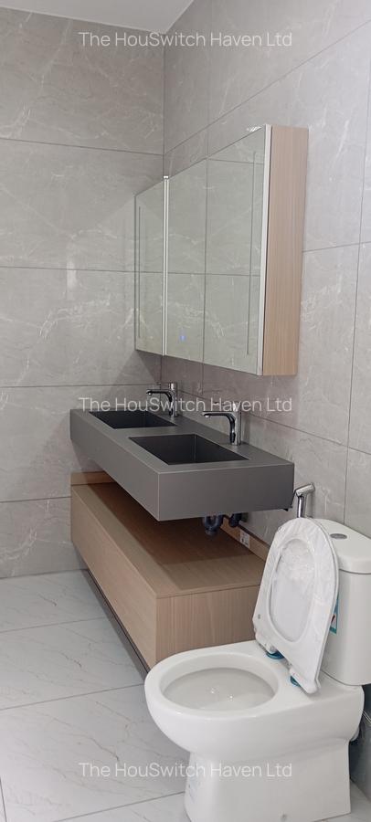 6 Bed Townhouse with En Suite at Off Convent Drive - 15