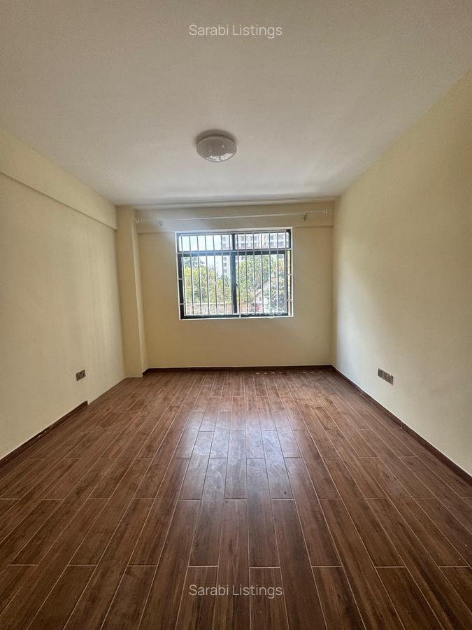 3 Bed Apartment with En Suite in Lavington - 12