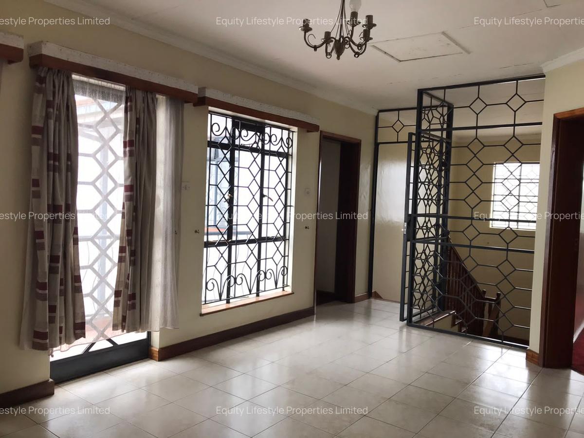 5 Bed Townhouse with Staff Quarters in Spring Valley - 9