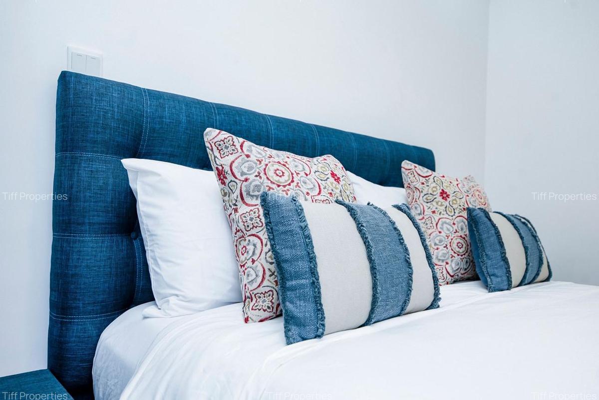 2 Bed Apartment in Riverside - 13