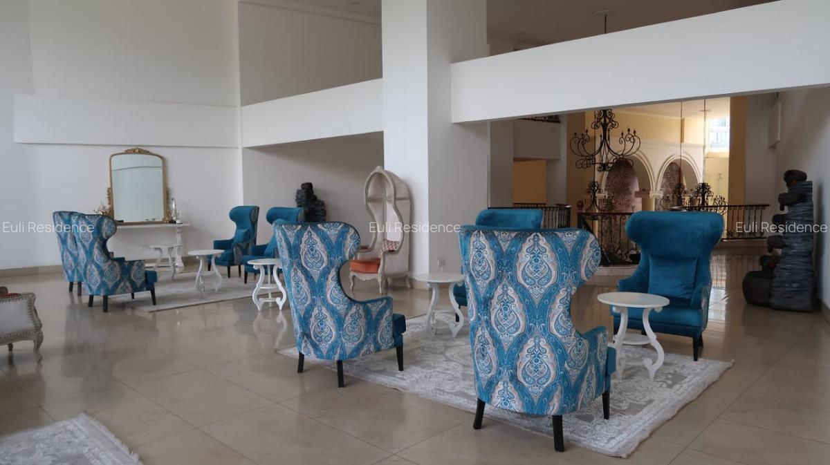 Furnished 3 Bed Apartment with En Suite in Parklands - 8