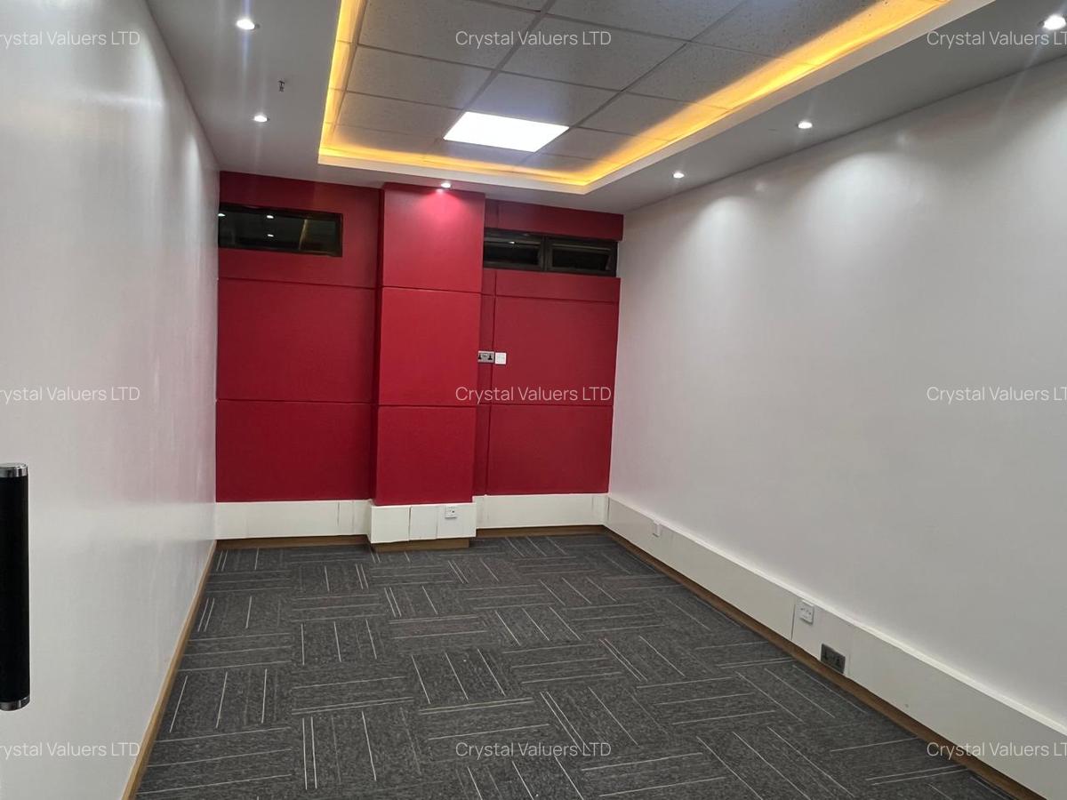 2,562 ft² Commercial Property with Backup Generator in Kilimani - 2