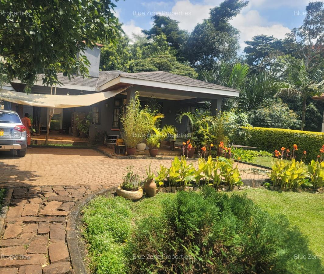 3 Bed Townhouse with En Suite at Ibis Crescent - 1