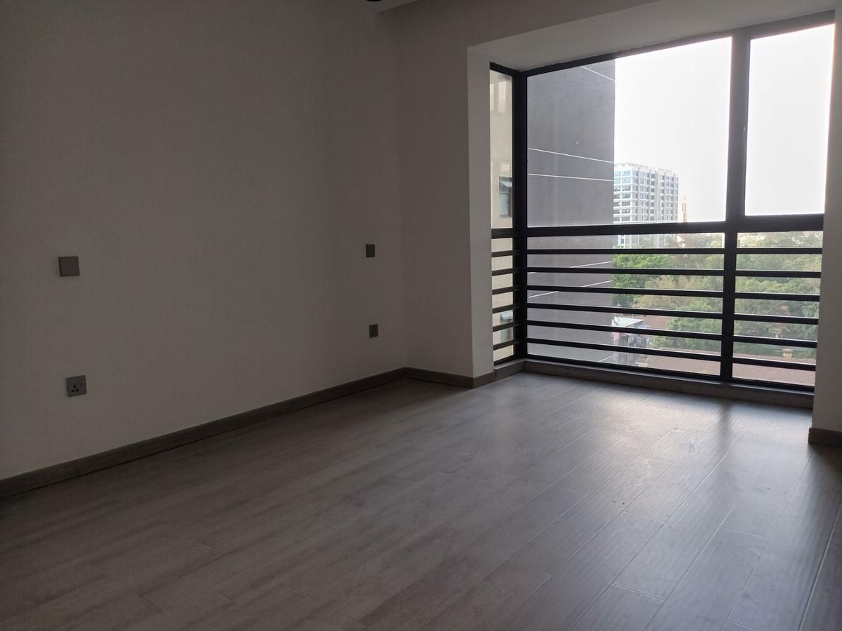 Serviced 2 Bed Apartment with En Suite in Kilimani - 6