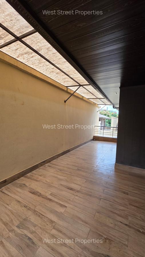 5 Bed Villa with En Suite at Lavington - 10