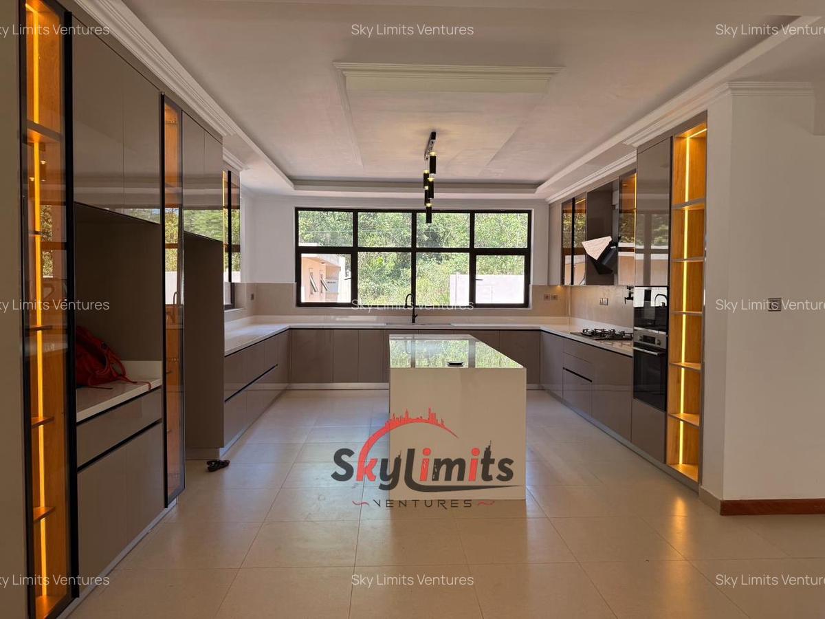 5 Bed Villa with En Suite in Karen - 4