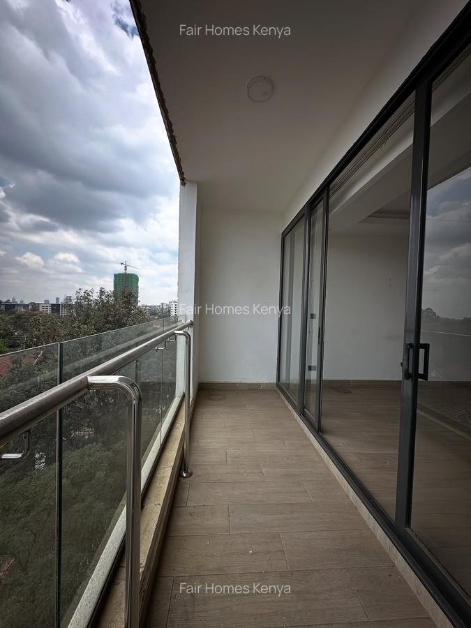 3 Bed Apartment with En Suite at Riverside Drive - 3