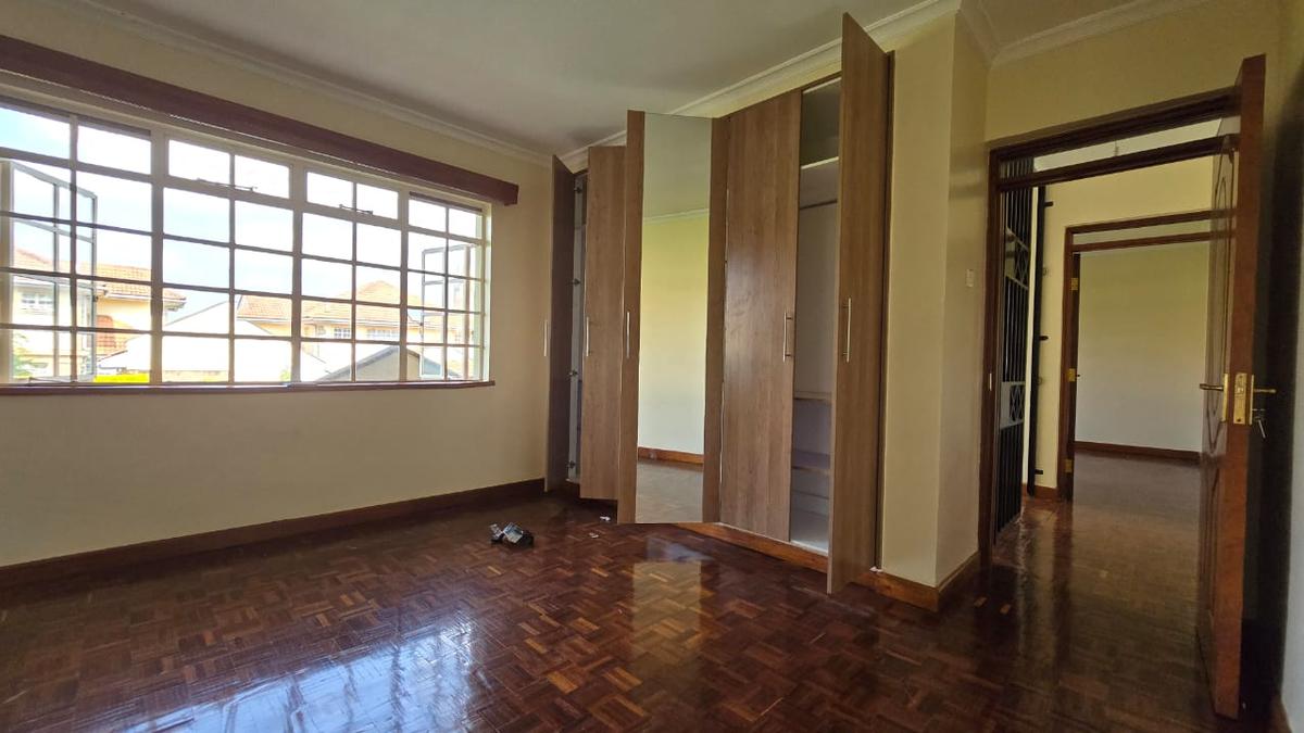 4 Bed Townhouse with En Suite in Kiambu Road - 8