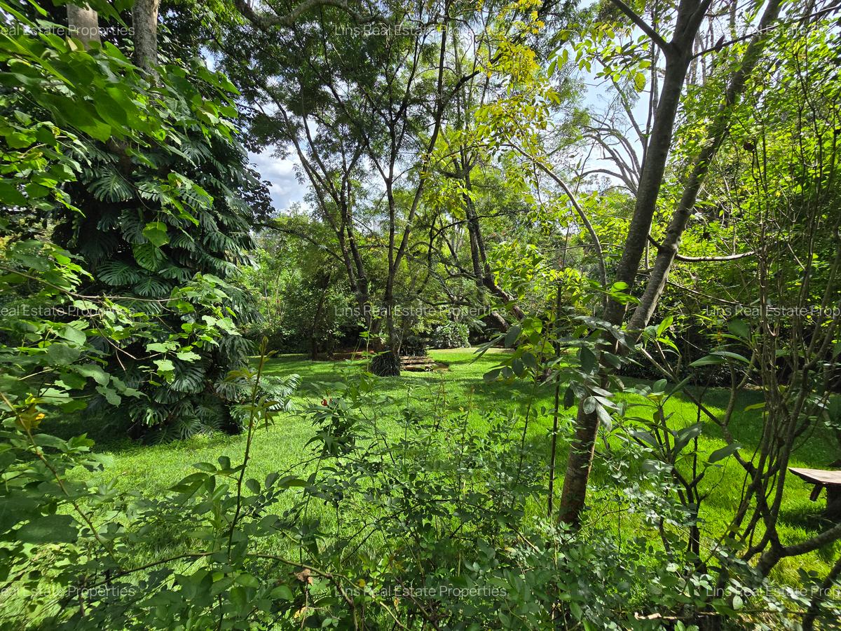 4 Bed House with En Suite in Runda - 5