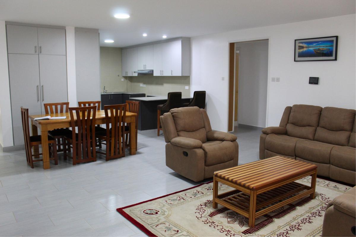 2 Bed Apartment with En Suite in Lavington - 6