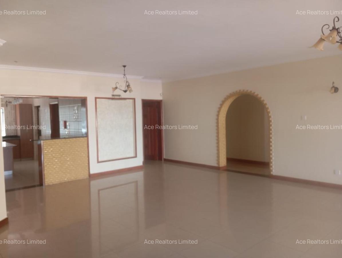 3 Bed Apartment with En Suite at Rhapta Road - 4