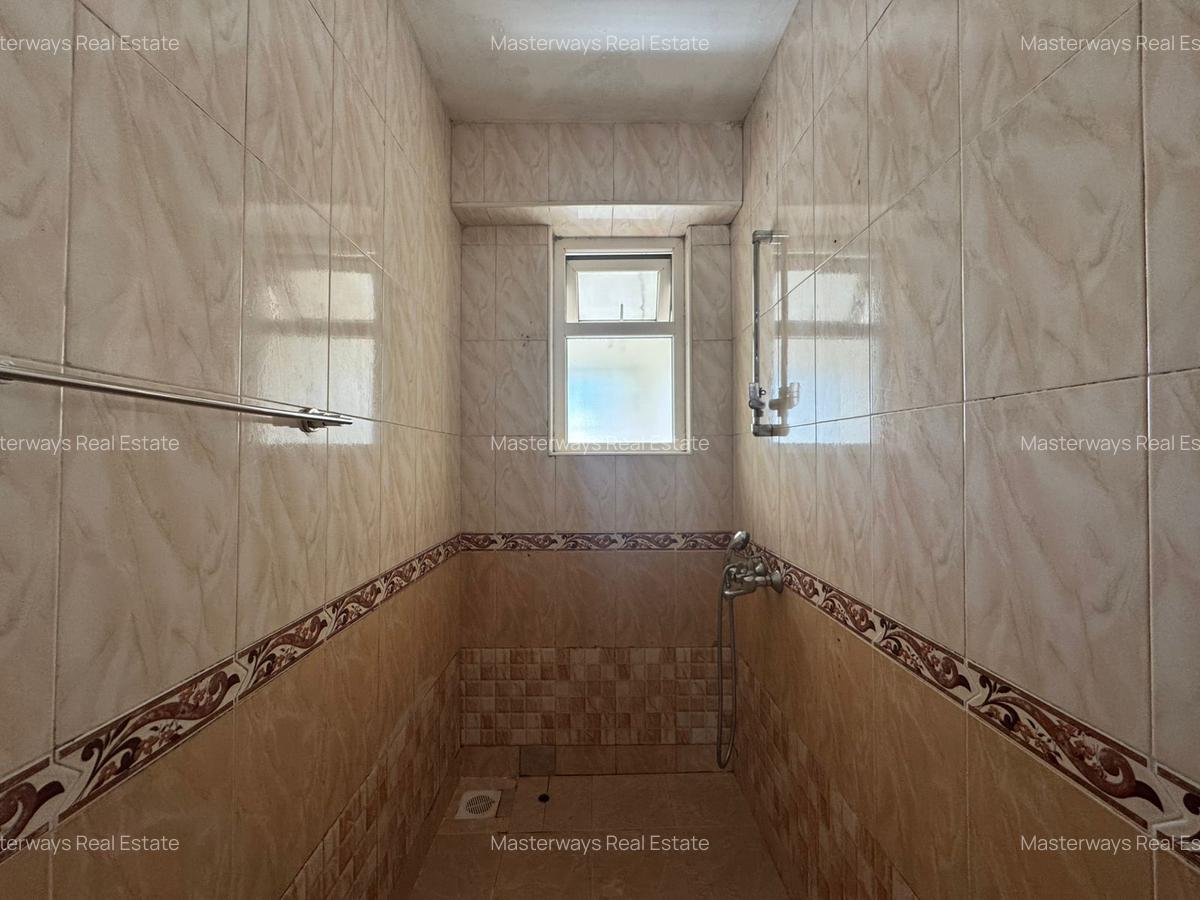 2 Bed Apartment with En Suite at Lantana Road - 9